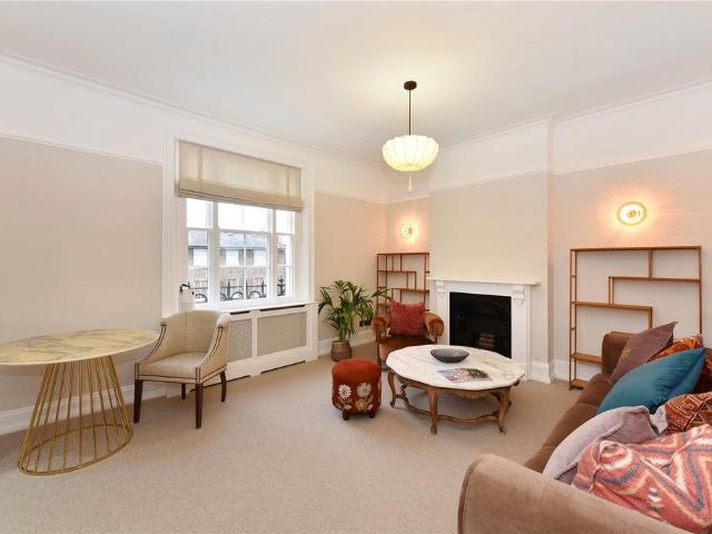 House for rent in St. John's Wood, Greater London