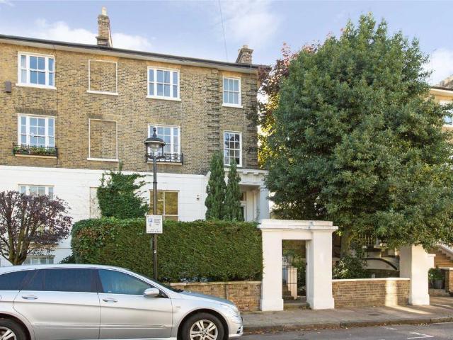 Apartment for rent in St. John's Wood, Greater London