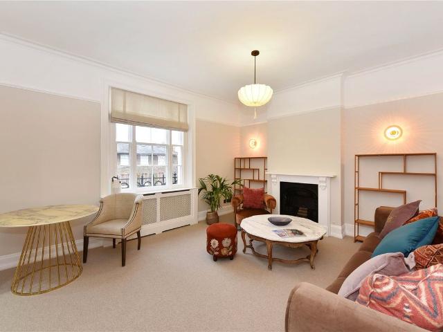 Apartment for rent in St. John's Wood, Greater London