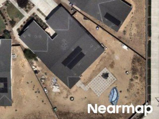 House for sale in Gossamer Grove, Shafter