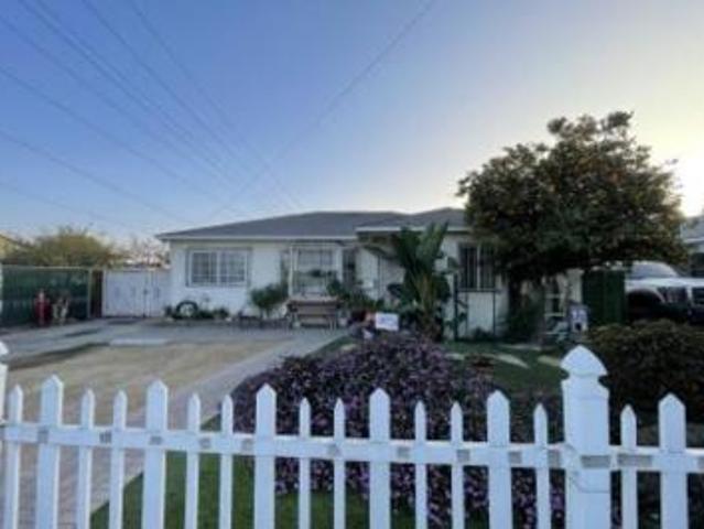 House for sale in Huntington Park