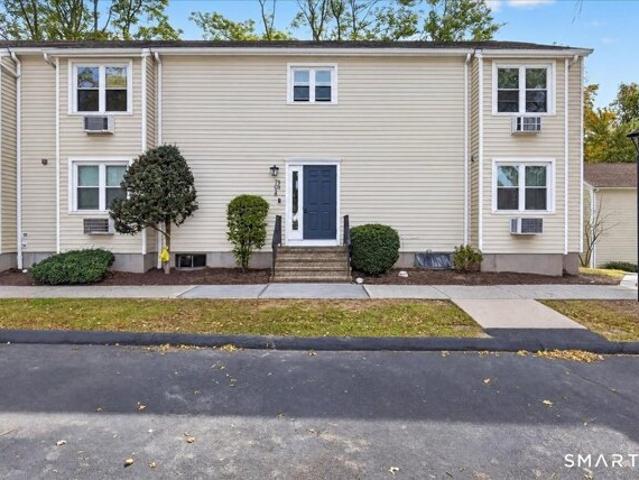 Condo for sale in Fort Trumbull, Milford