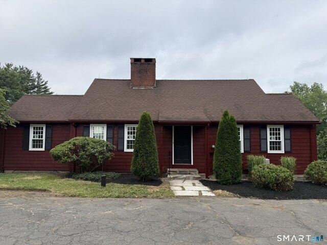 House for sale in Suffield, Connecticut