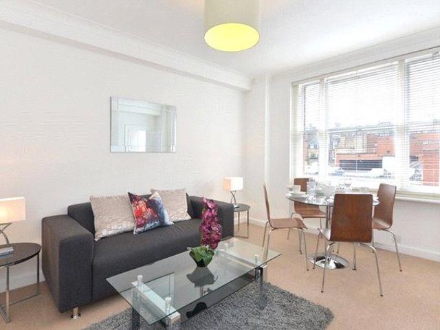 House for rent in Mayfair, Greater London
