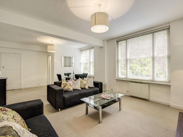 Apartment for rent in Mayfair, Greater London