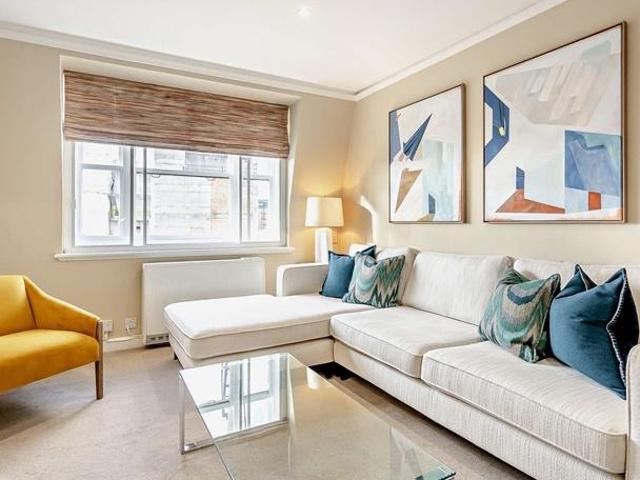 Apartment for rent in Mayfair, Greater London