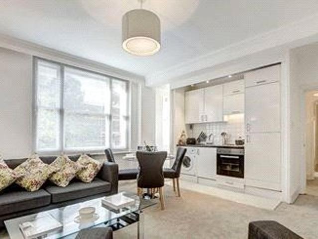 Apartment for rent in Mayfair, Greater London