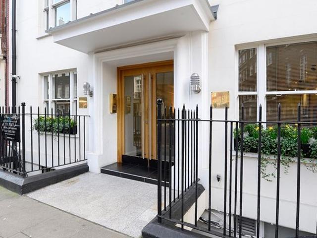 Studio for rent in Mayfair, Greater London