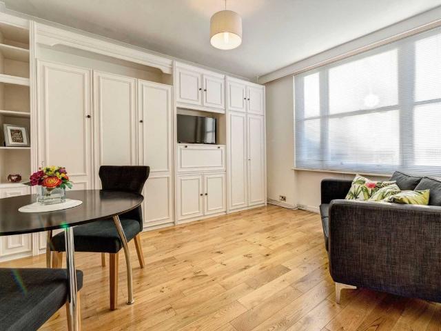 Studio for rent in Mayfair, Greater London
