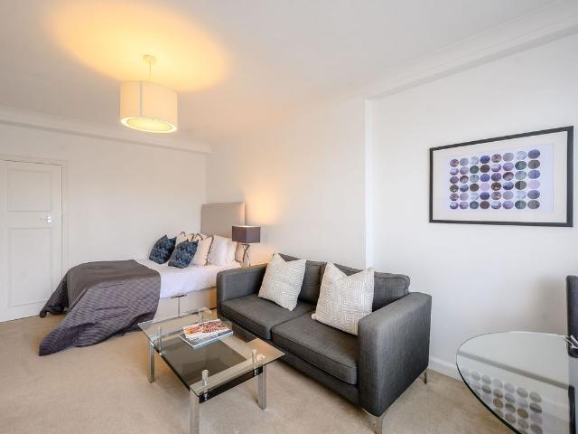 Studio for rent in City of Westminster, Greater London