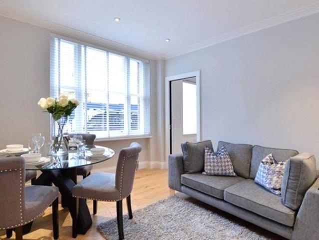 Apartment for rent in Mayfair, Greater London