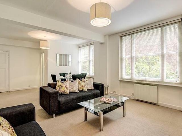 Apartment for rent in Mayfair, Greater London