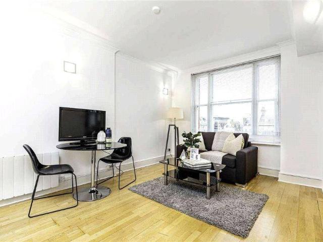House for rent in Mayfair, Greater London