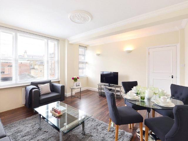 Apartment for rent in Mayfair, Greater London