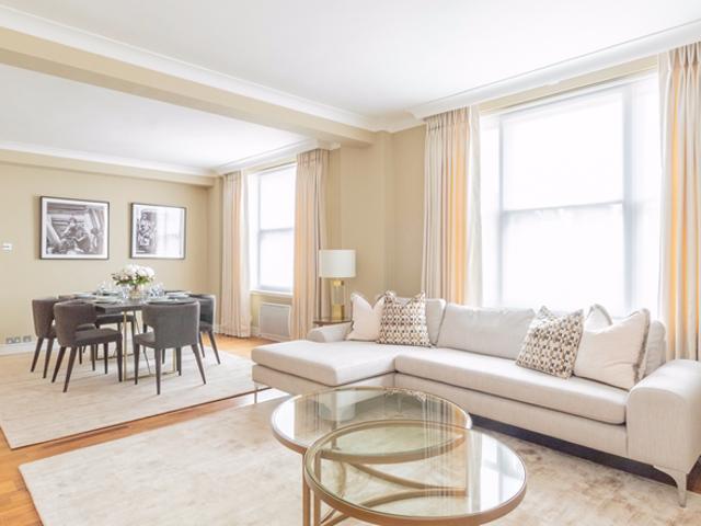 Apartment for rent in Mayfair, Greater London