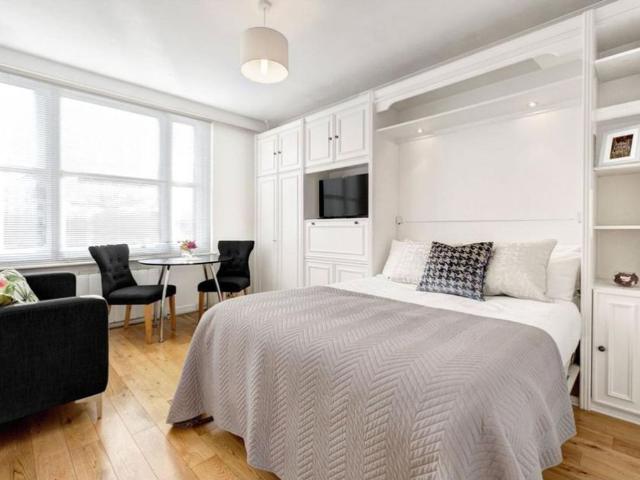 Studio for rent in Mayfair, Greater London