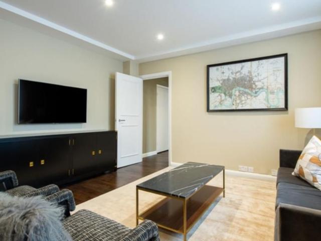Studio for rent in Mayfair, Greater London