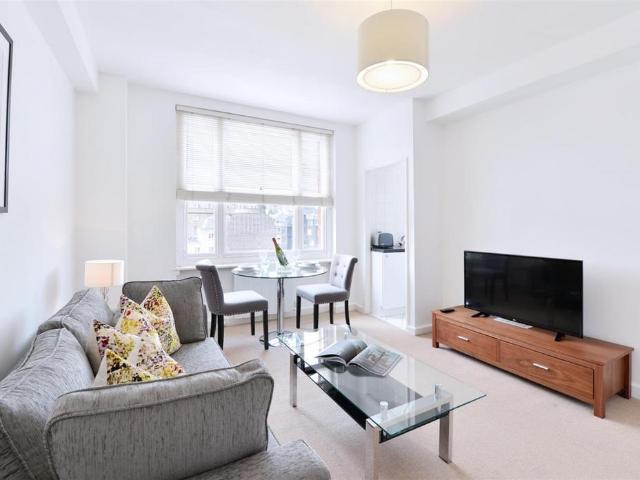House for rent in Mayfair, Greater London