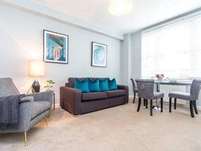 Apartment for rent in Mayfair, Greater London