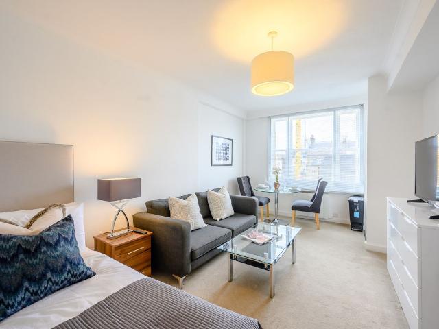 Studio for rent in Mayfair, Greater London