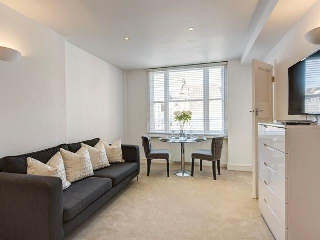 Studio for rent in Mayfair, Greater London
