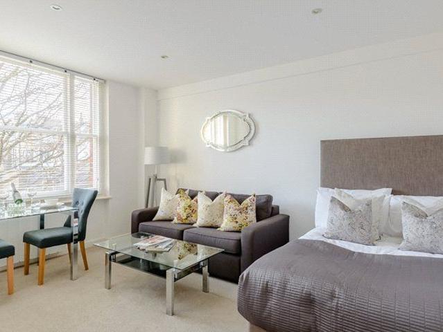 Studio for rent in Mayfair, Greater London