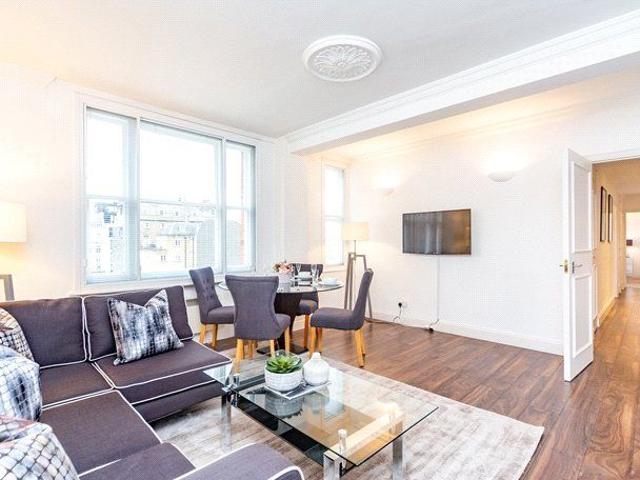 Apartment for rent in Mayfair, Greater London