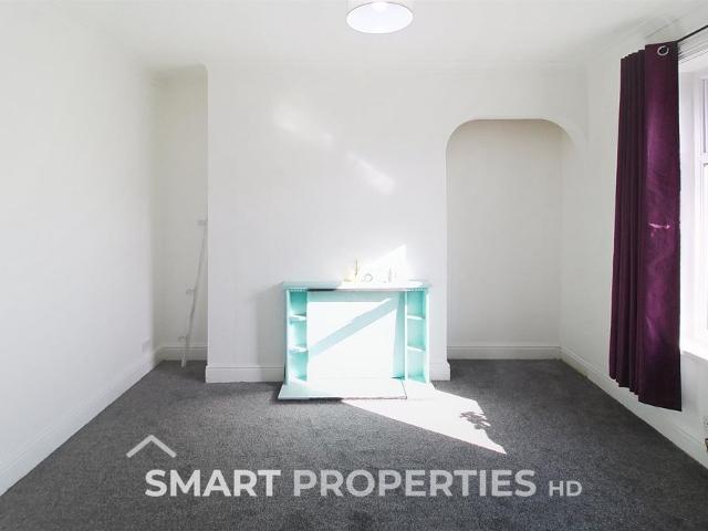 House for rent in Huddersfield, Kirklees