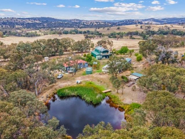 Cottage for sale in Peel, New South Wales
