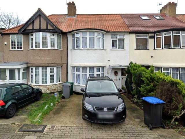 House for rent in Kingsbury, Greater London