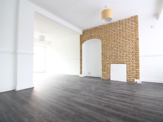 Apartment for rent in Greater London