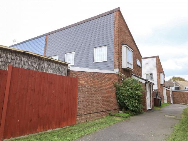 House for rent in Repton Park South, Ashford