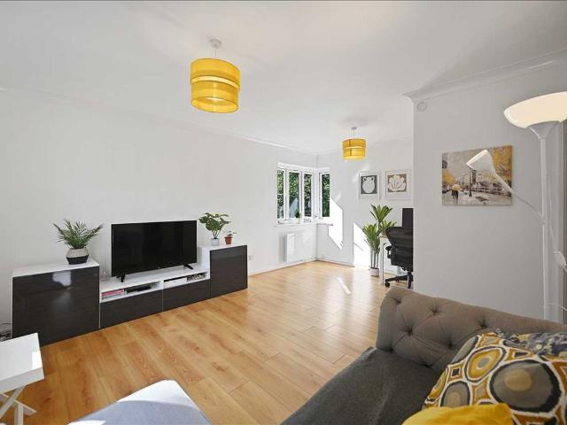 Apartment for rent in Balham, Greater London