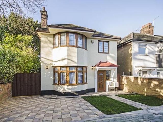 House for rent in North Finchley, Greater London