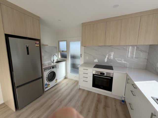 Apartment for rent in Northcote, Kaipātiki