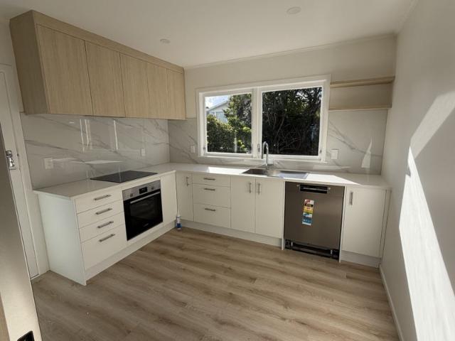 Apartment for rent in Northcote, Kaipātiki