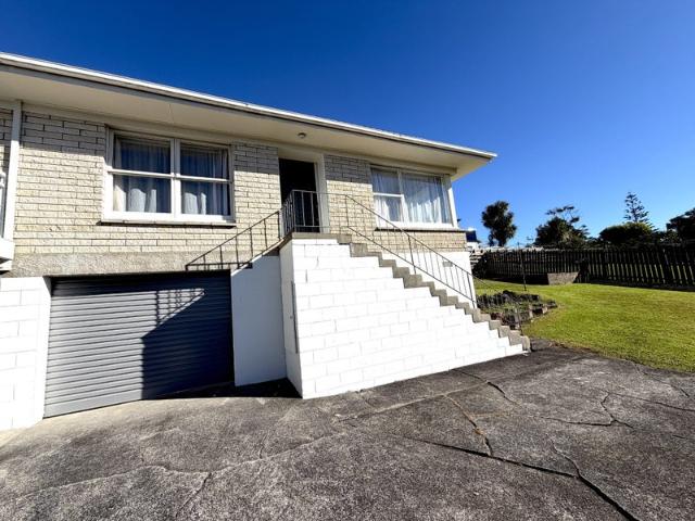 House for rent in Wairau Valley