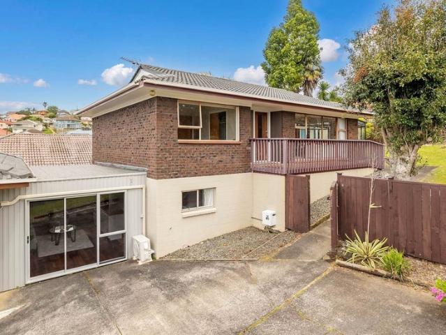 House for rent in Wairau Valley