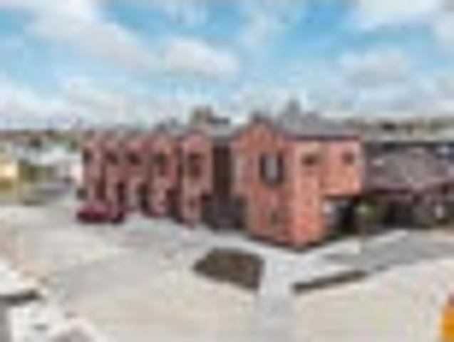 Townhouse for rent in Silverdale, Hamilton City