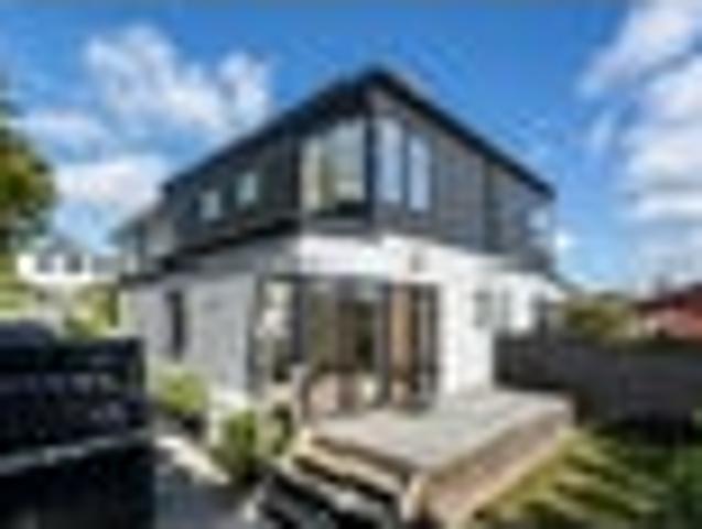 Townhouse for rent in Wairau Valley, Oroua County