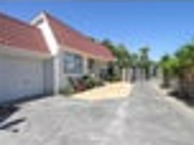 Townhouse for rent in Wairau Valley, Oroua County