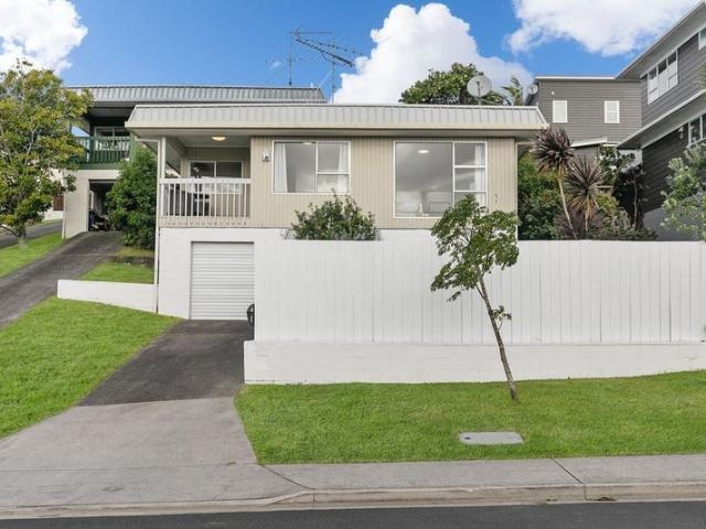 House for rent in Wairau Valley
