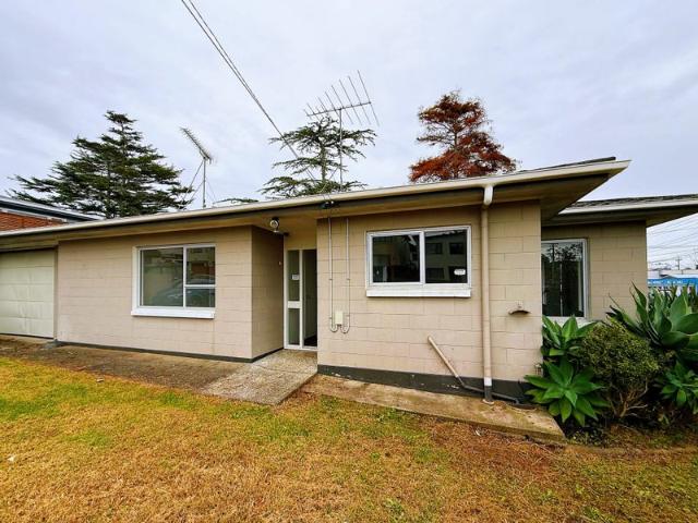 House for rent in Wairau Valley