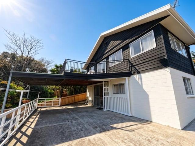 House for rent in Wairau Valley