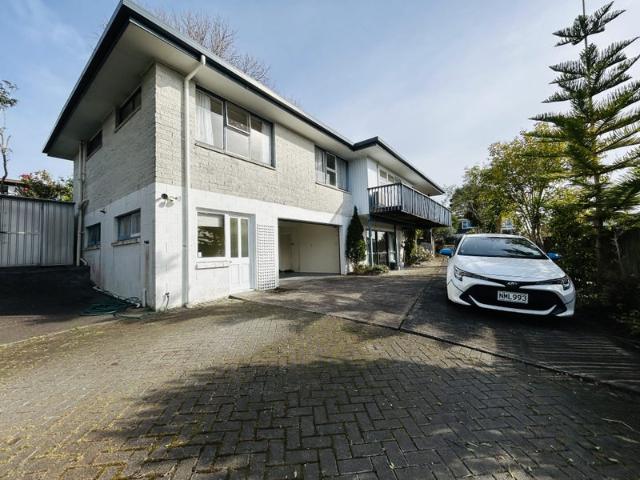 House for rent in Wairau Valley