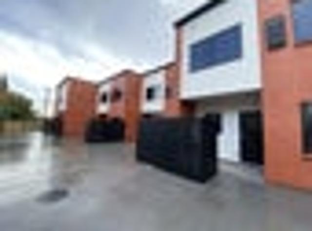 Townhouse for rent in Knighton, Hamilton City