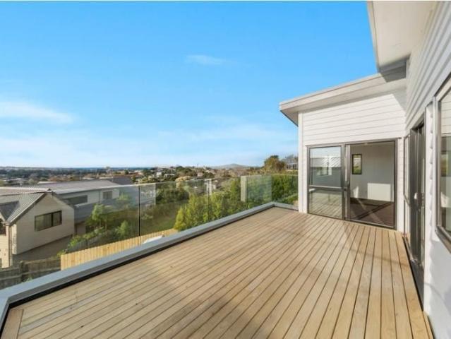 House for rent in Wairau Valley