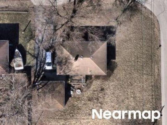 House for sale in Mchenry, Illinois