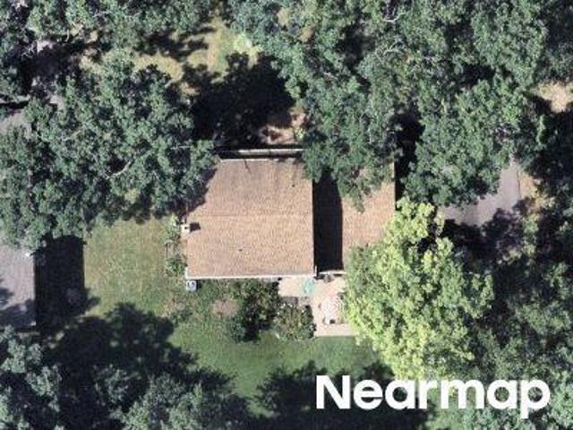 House for sale in Mchenry, Illinois