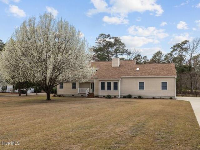 House for sale in Morehead City House for sale in Morehead City